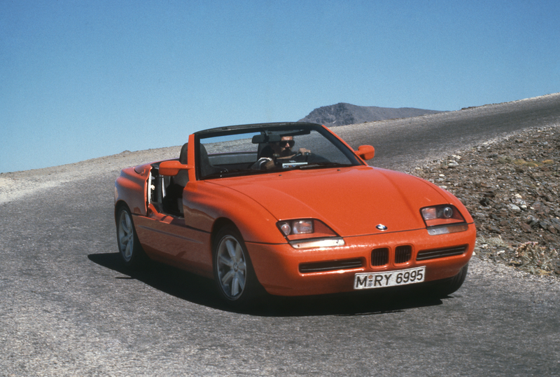 Illustration for article titled The BMW Z1 Is A Beautiful Work Of Art That's Underwhelming To Drive